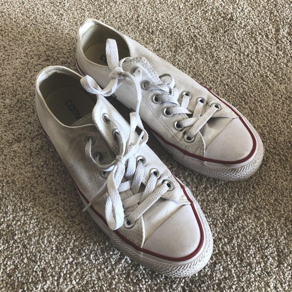 White Converse Women’s Size 7